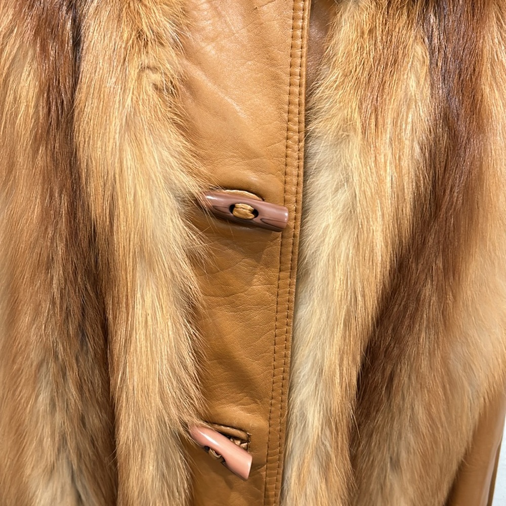 Red Fox fur jacket - Picture 2 of 8